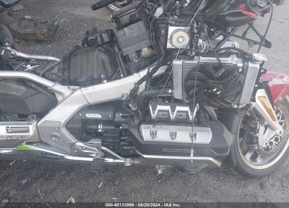 2021 HONDA GL1800 D VIN: JH2SC7954MK302187