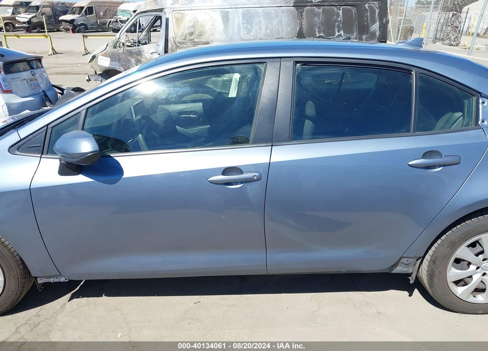2020 TOYOTA COROLLA LE VIN: JTDEPRAE8LJ109742