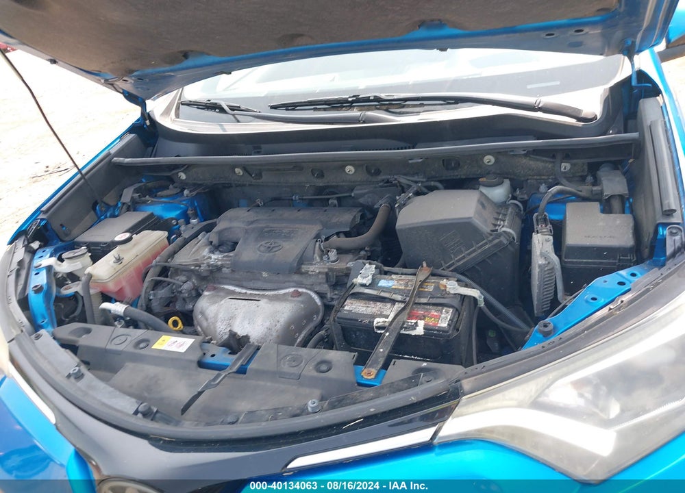 2017 TOYOTA RAV4 XLE VIN: JTMRFREV6HJ105825