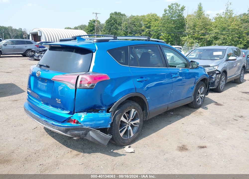 2017 TOYOTA RAV4 XLE VIN: JTMRFREV6HJ105825