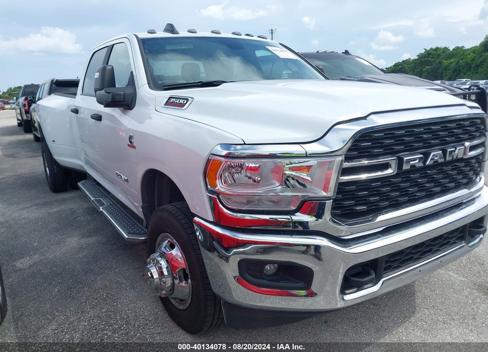 2024 RAM 3500 BIG HORN  4X4 8' BOX VIN: 3C63RRHL9RG165597