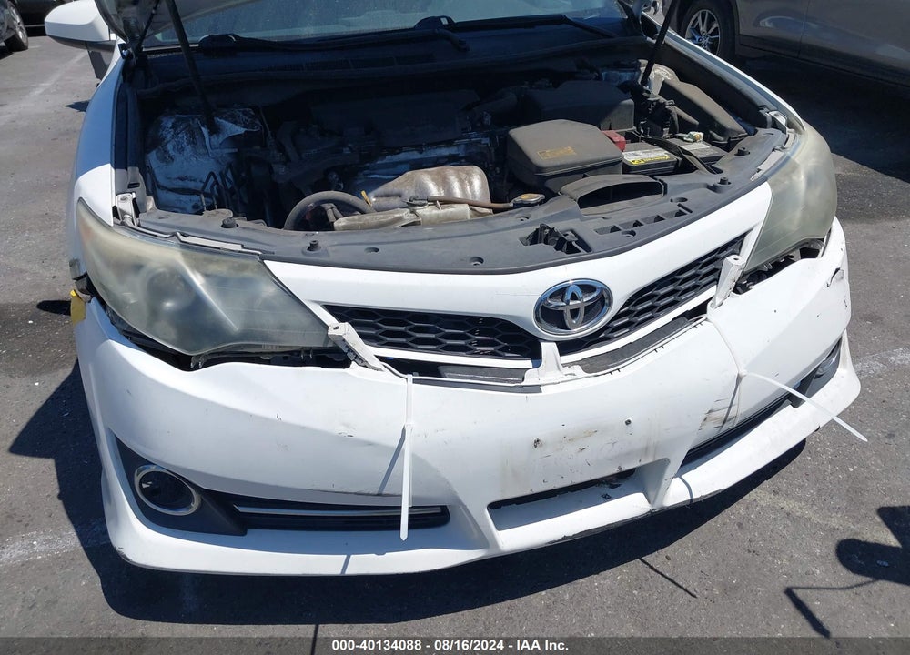 2014 TOYOTA CAMRY SE VIN: 4T1BF1FK8EU804046