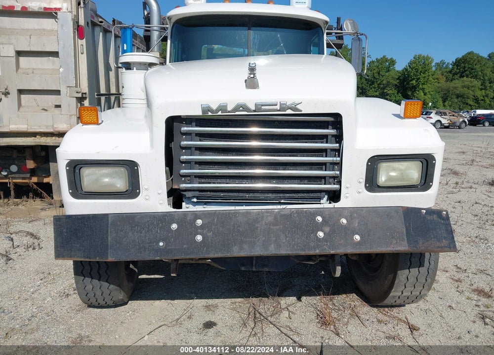 2001 MACK 600 RD600 VIN: 1M2P267C91M059243