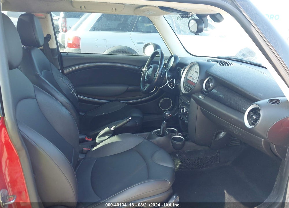 2013 MINI HARDTOP COOPER S VIN: WMWSV3C53DT393187