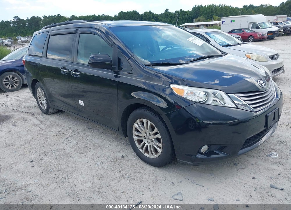 2016 TOYOTA SIENNA XLE 8 PASSENGER VIN: 5TDYK3DCXGS751794