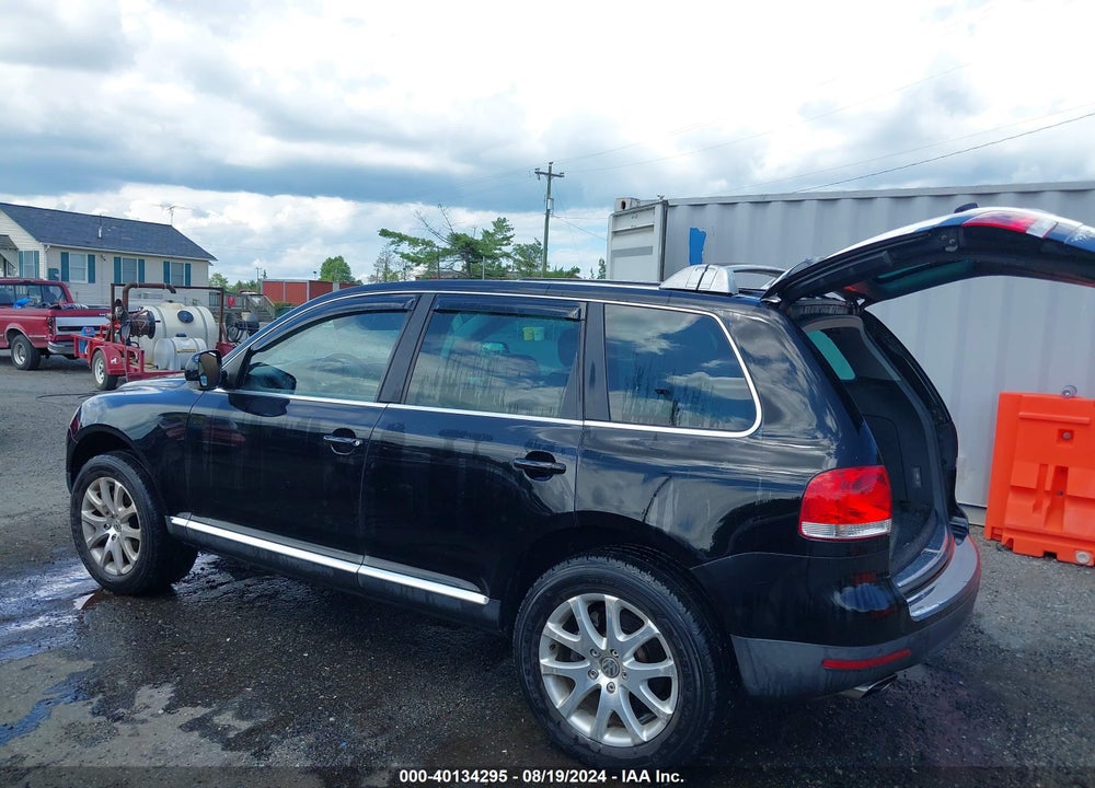 2006 VOLKSWAGEN TOUAREG V8 VIN: WVGZM77L06D029581