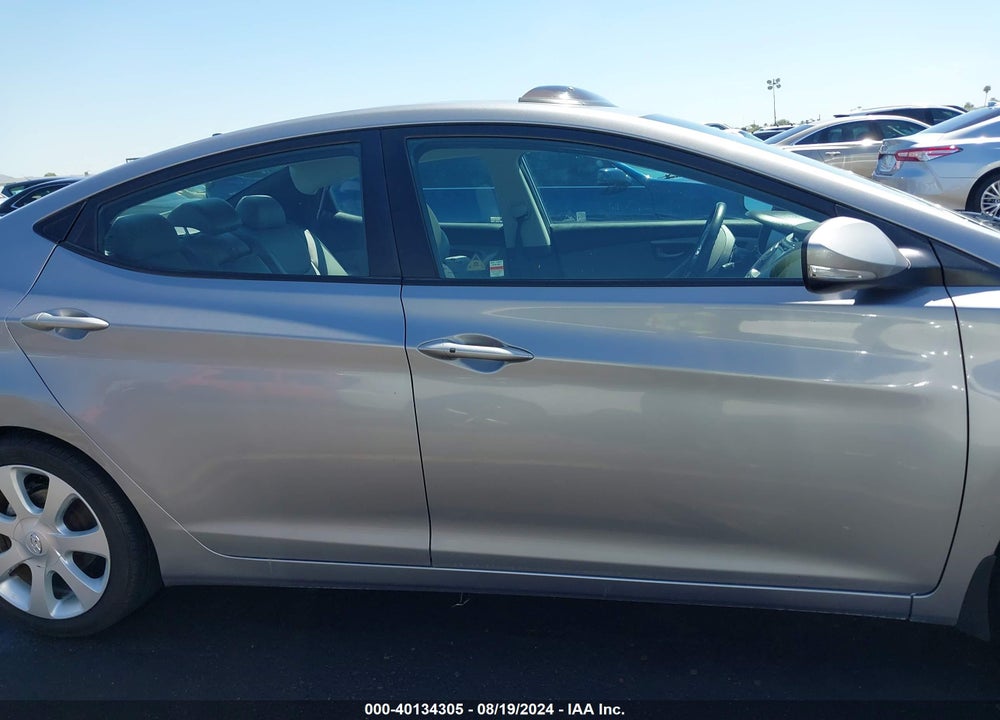 2013 HYUNDAI ELANTRA LIMITED VIN: KMHDH4AE8DU516595