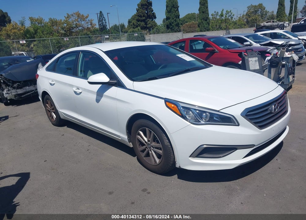 2017 HYUNDAI SONATA SE VIN: 5NPE24AF3HH566727