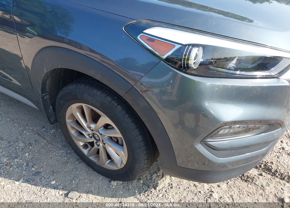 2017 HYUNDAI TUCSON SE VIN: KM8J3CA4XHU436563