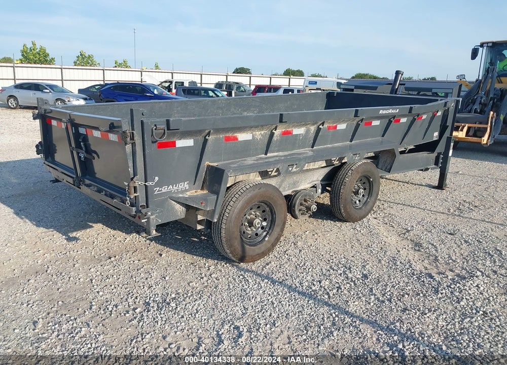 2024 LAMAR TRAILERS INC DT831637 TRI-AXLE DU VIN: 5RVDT1637RP128892
