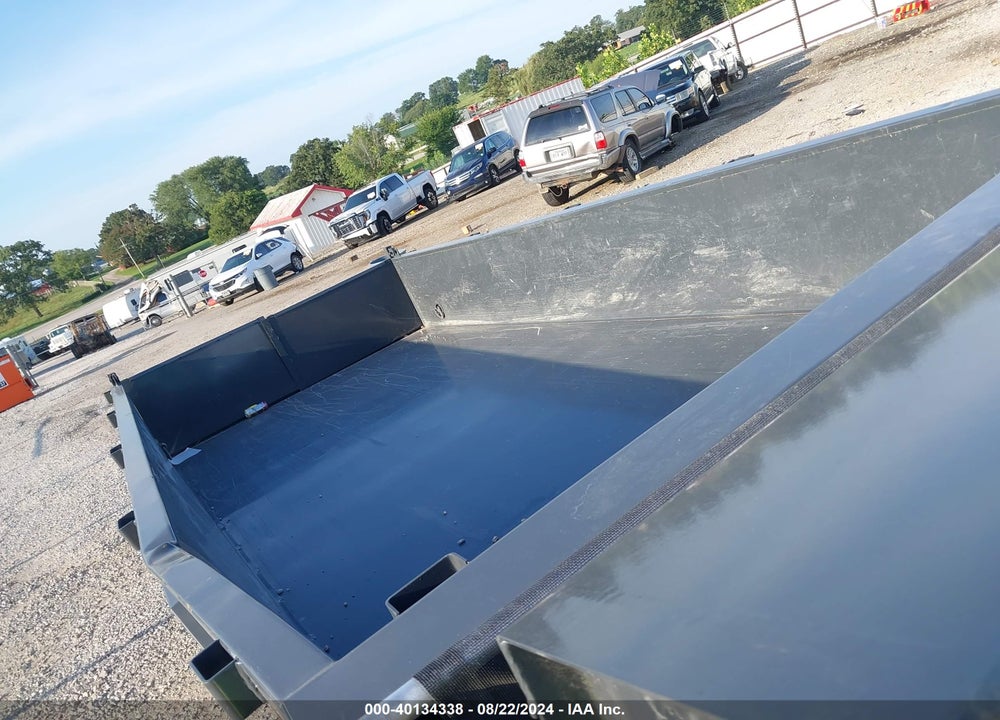 2024 LAMAR TRAILERS INC DT831637 TRI-AXLE DU VIN: 5RVDT1637RP128892