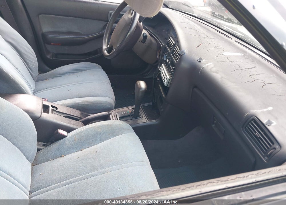 1993 TOYOTA CAMRY LE VIN: 4T1SK12E4PU278707
