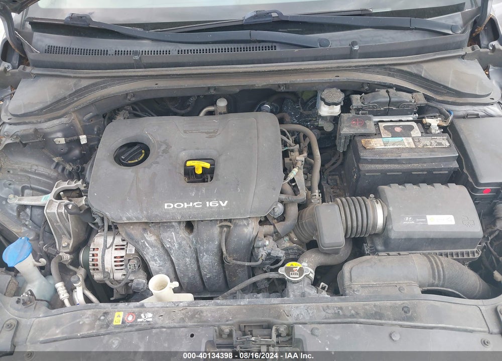 2018 HYUNDAI ELANTRA SE VIN: 5NPD74LFXJH354195