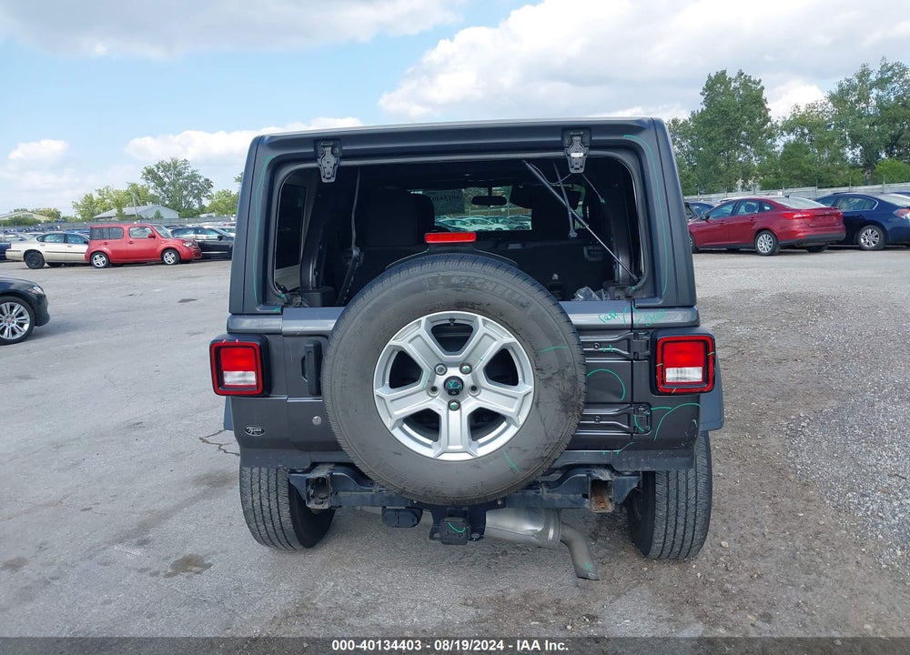 2018 JEEP WRANGLER UNLIMITED SPORT S 4X4 VIN: 1C4HJXDN7JW222628
