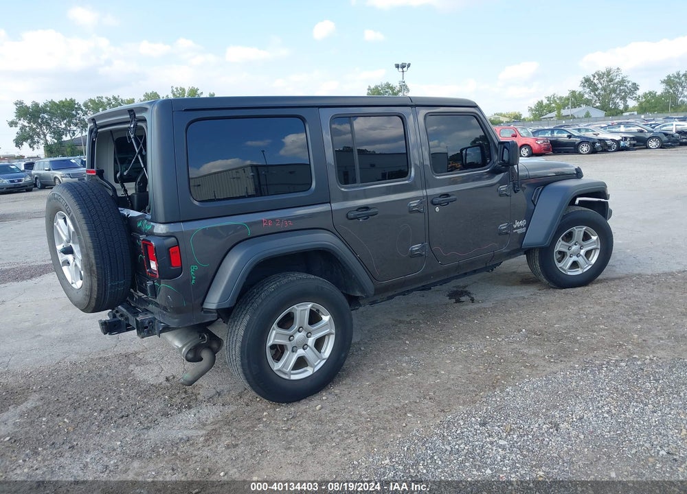 2018 JEEP WRANGLER UNLIMITED SPORT S 4X4 VIN: 1C4HJXDN7JW222628