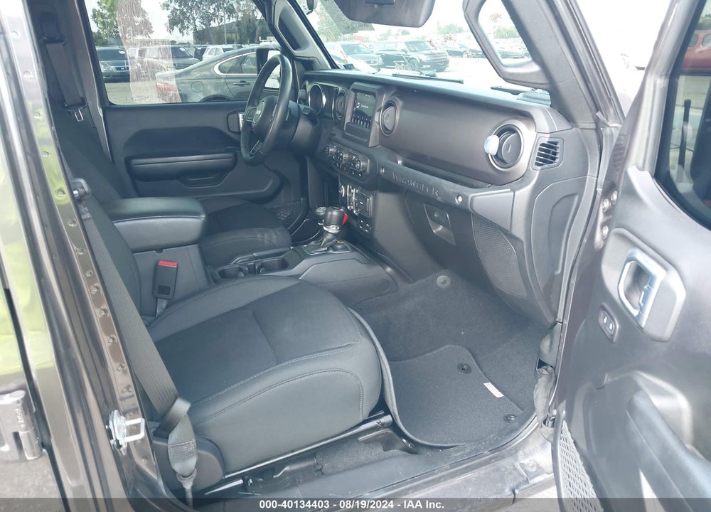 2018 JEEP WRANGLER UNLIMITED SPORT S 4X4 VIN: 1C4HJXDN7JW222628