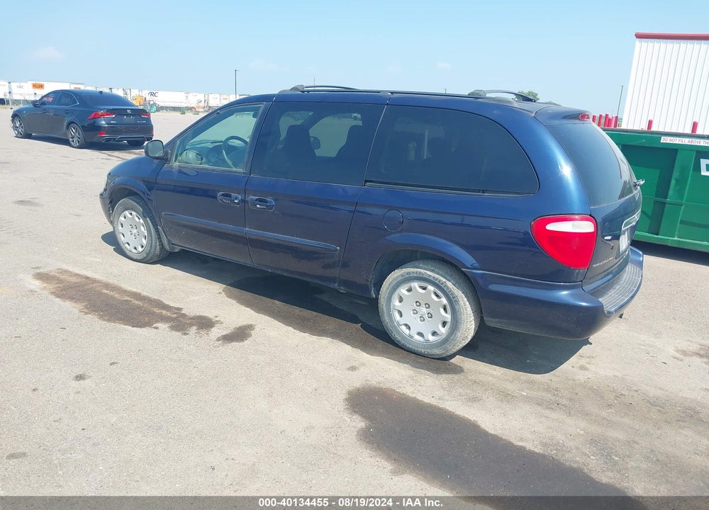 2003 CHRYSLER TOWN & COUNTRY VIN: 2C4GP24R23R250915
