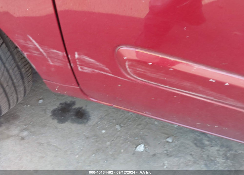 2011 KIA SEDONA LX VIN: KNDMG4C74B6414282