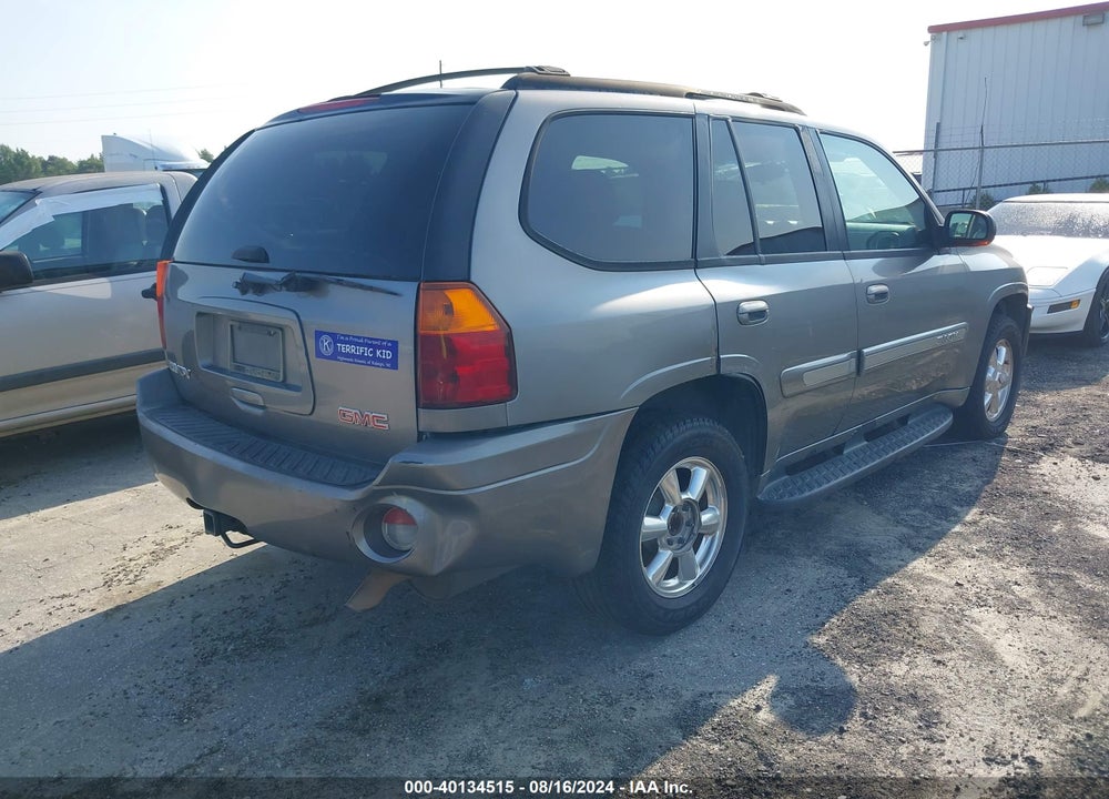2005 GMC ENVOY SLT VIN: 1GKDS13S352276008