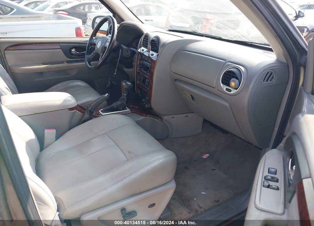 2005 GMC ENVOY SLT VIN: 1GKDS13S352276008