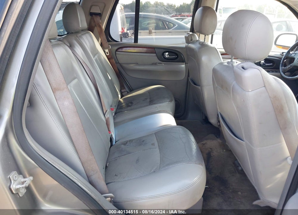 2005 GMC ENVOY SLT VIN: 1GKDS13S352276008