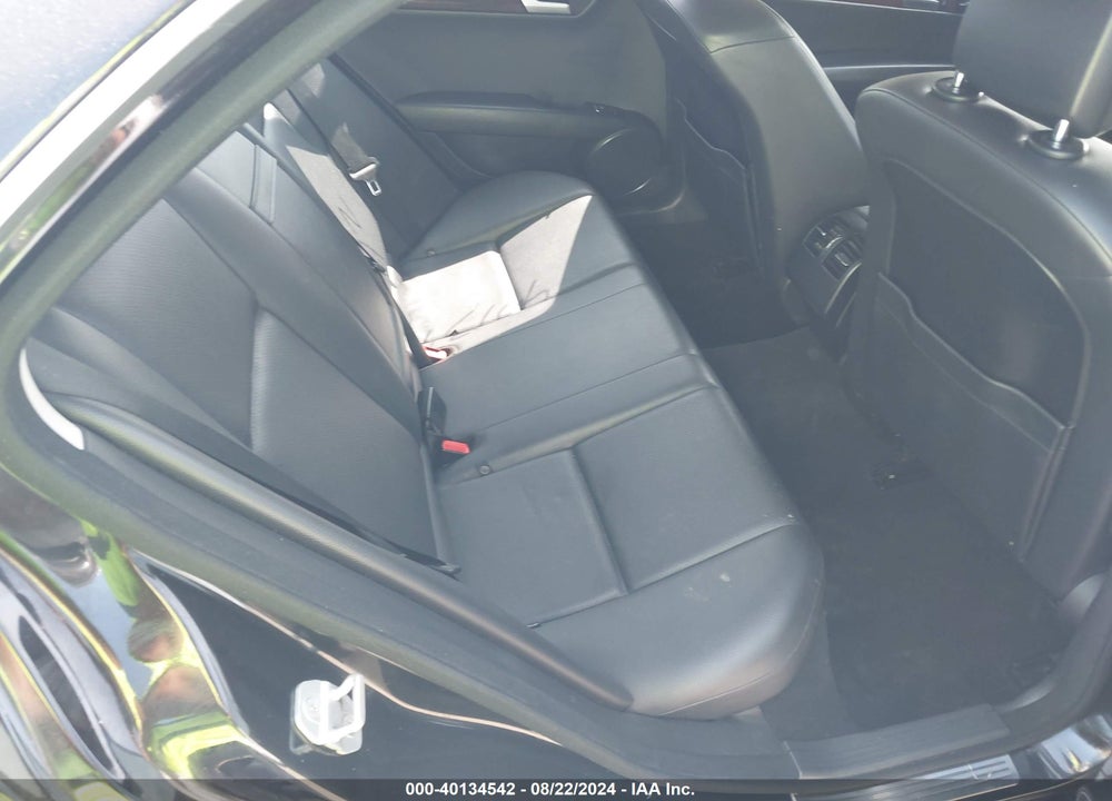 2013 MERCEDES-BENZ C 300 LUXURY 4MATIC/SPORT 4MATIC VIN: WDDGF8ABXDR259372