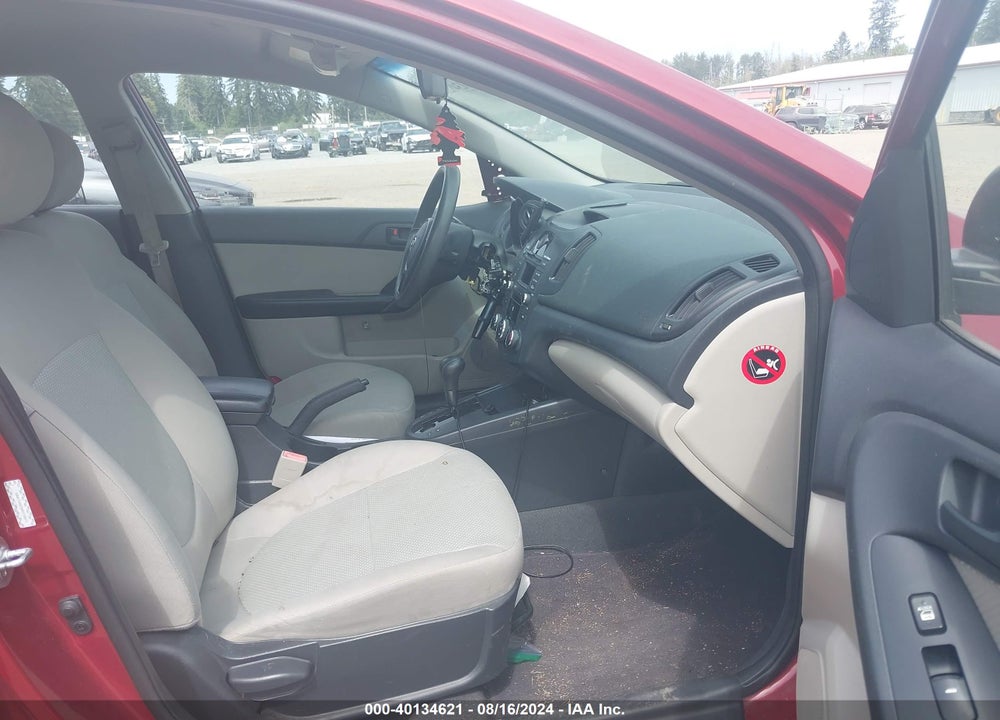 2010 KIA FORTE EX VIN: KNAFU4A28A5115677
