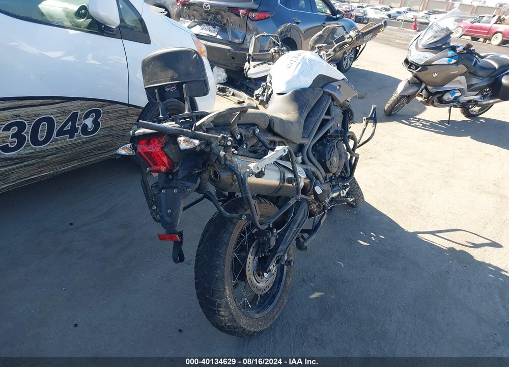 2017 TRIUMPH MOTORCYCLE TIGER 800 XCA VIN: SMTE09BF5HT787065