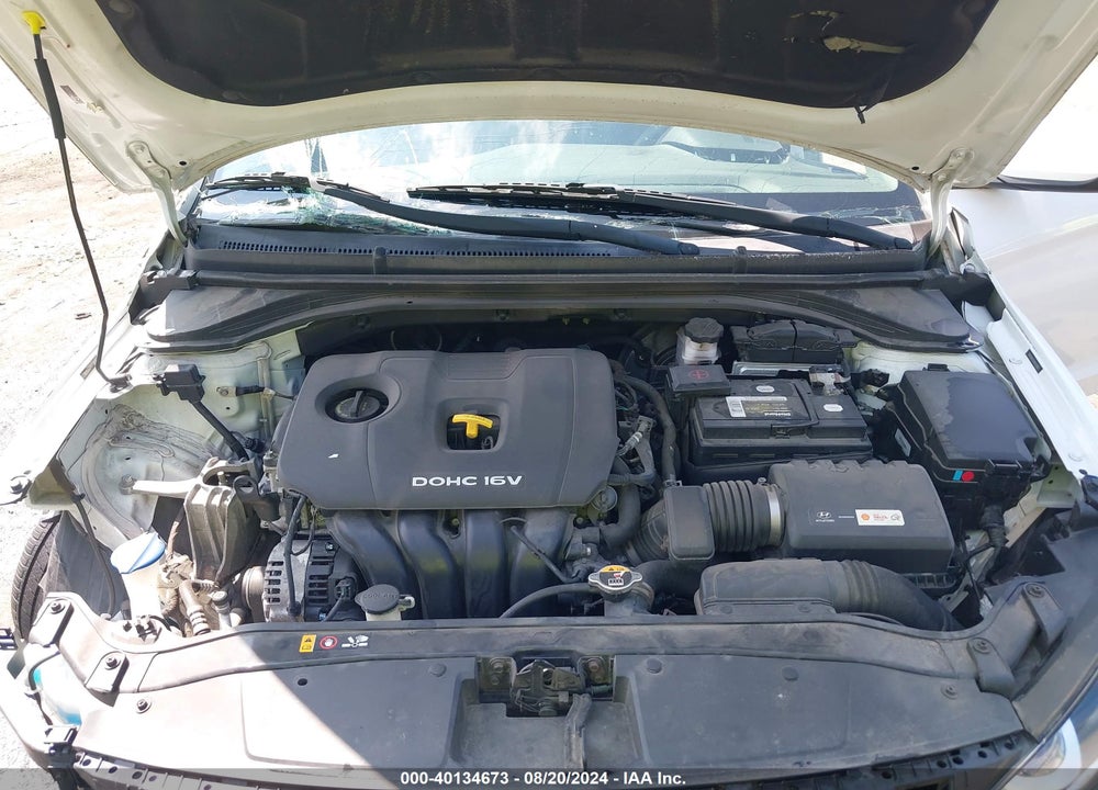 2018 HYUNDAI ELANTRA SEL VIN: 5NPD84LF9JH243683
