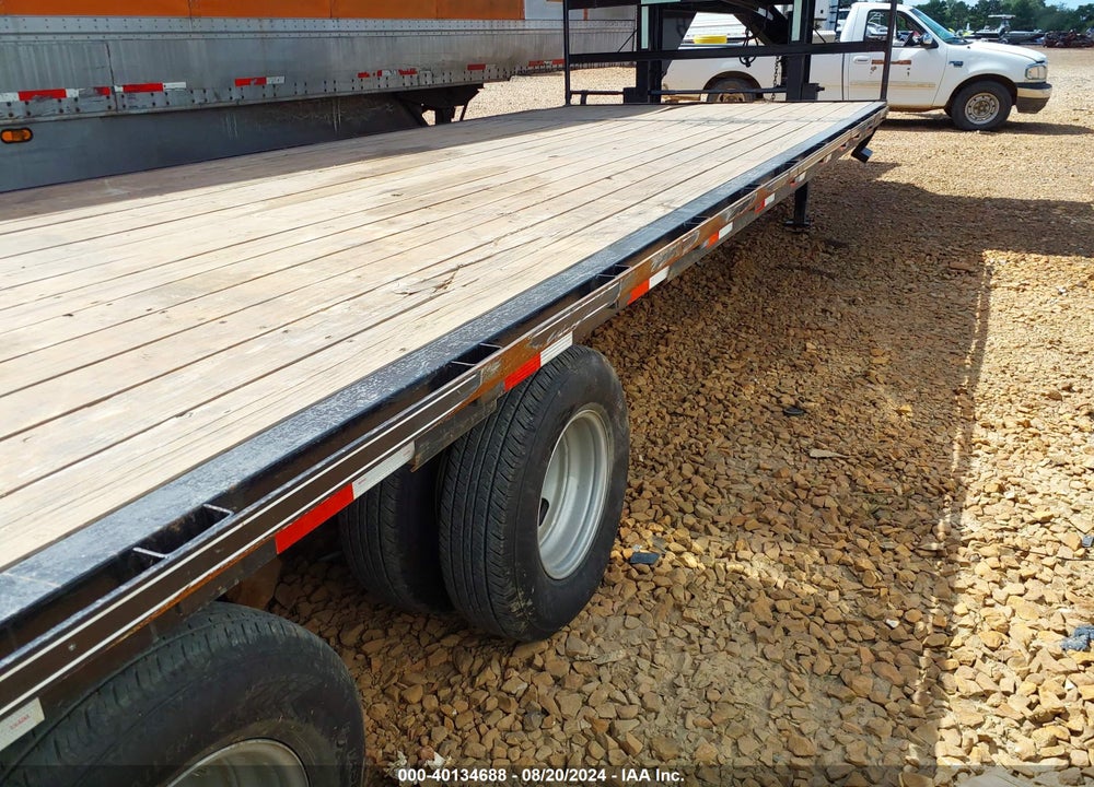 2023 GOOSENECK TRAILER VIN: 1XNGE3026P3098759