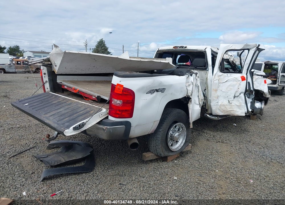 2008 CHEVROLET SILVERADO 3500HD LT1 VIN: 1GCHK39618E166290