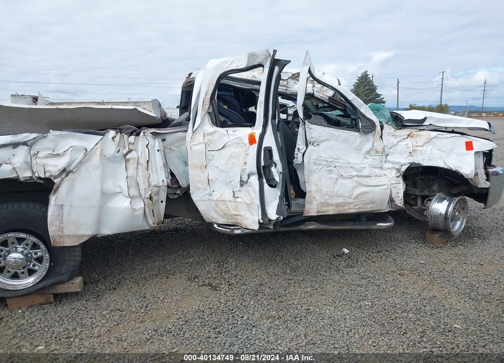 2008 CHEVROLET SILVERADO 3500HD LT1 VIN: 1GCHK39618E166290