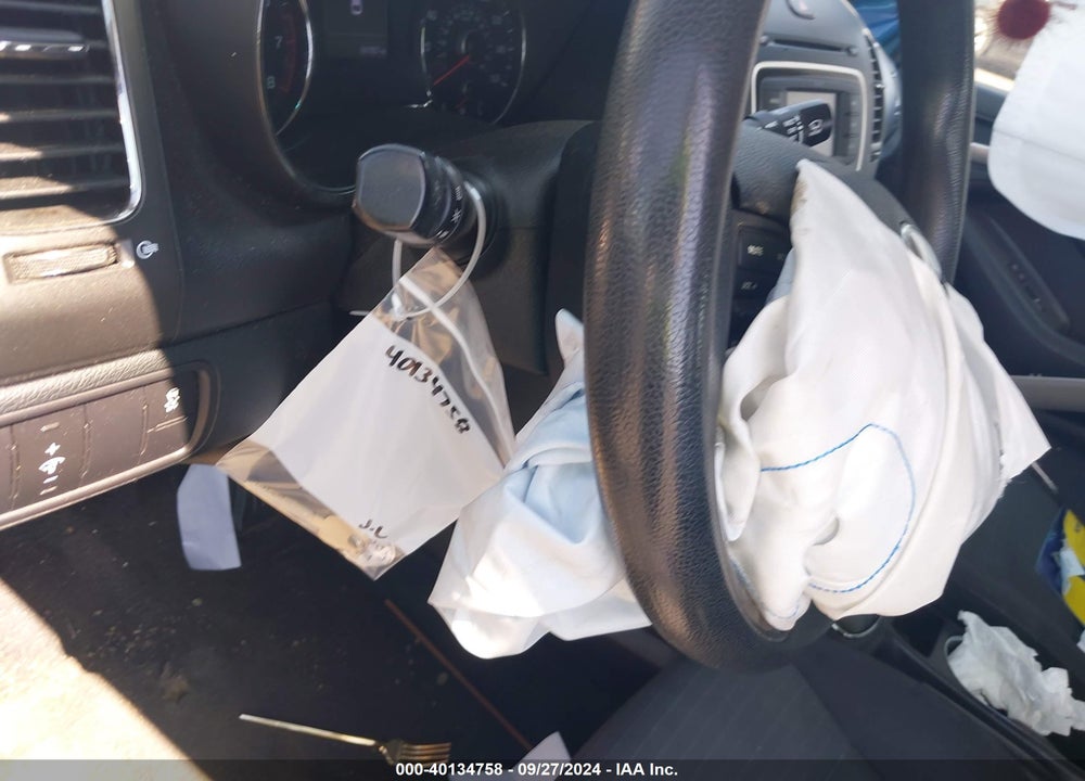 2017 KIA FORTE LX VIN: 3KPFL4A70HE144879