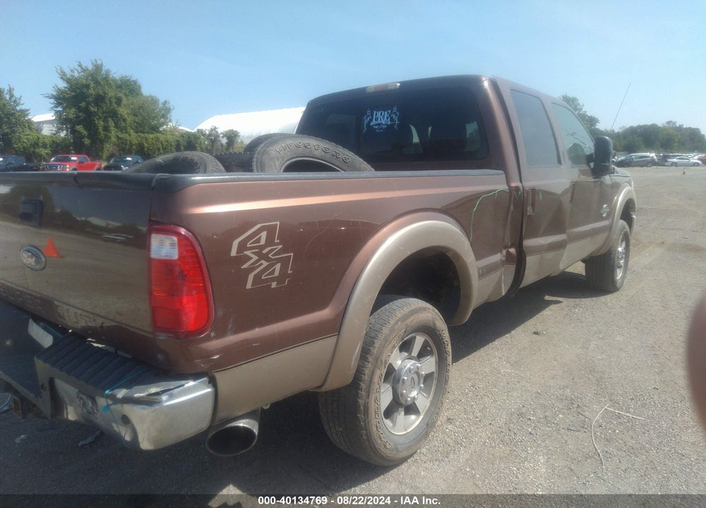 2011 FORD F-350 LARIAT VIN: 1FT8W3BT5BEC70891