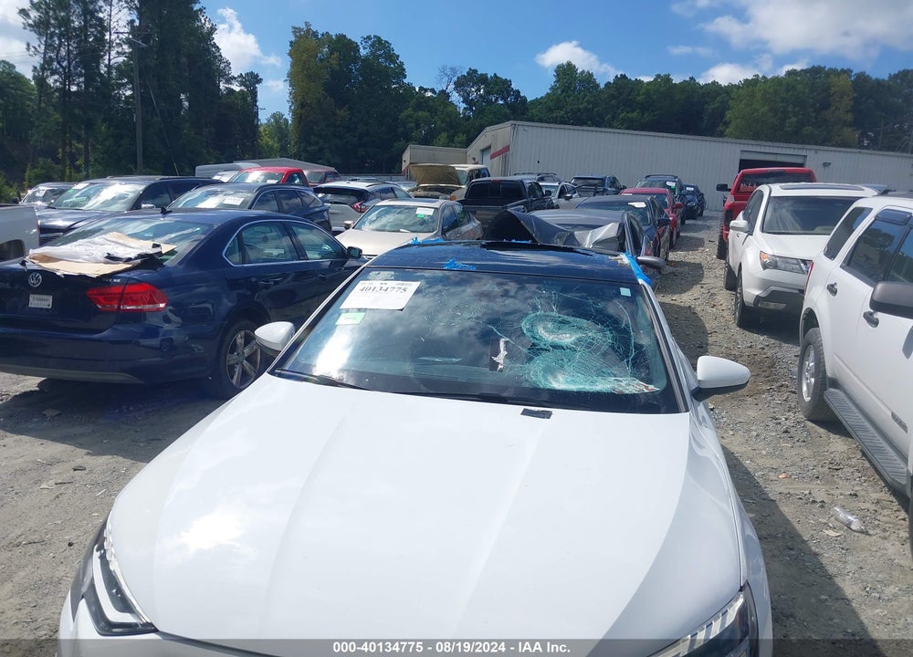 2024 AUDI A3 PREMIUM 40 TFSI FRONT-WHEEL DRIVE S TRONIC VIN: WAUAUDGY0RA045150
