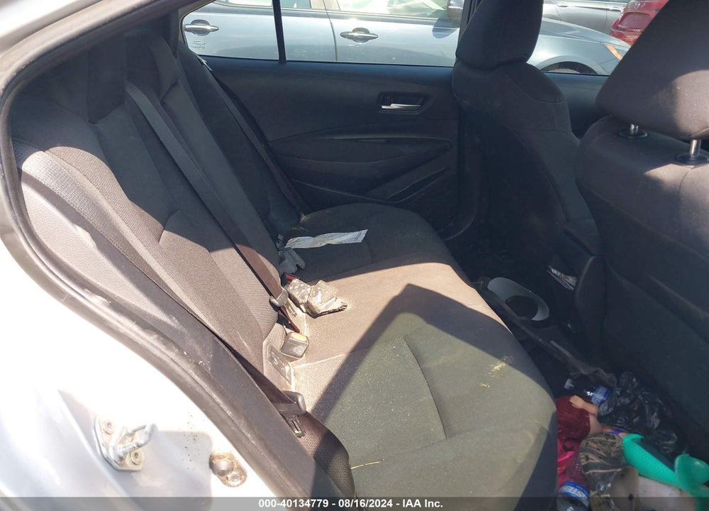 2021 TOYOTA COROLLA LE VIN: 5YFEPMAE5MP271411