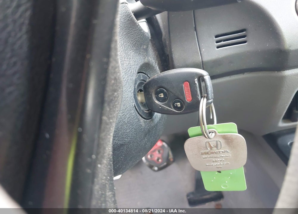 2006 HONDA CIVIC LX VIN: 2HGFG11636H565427