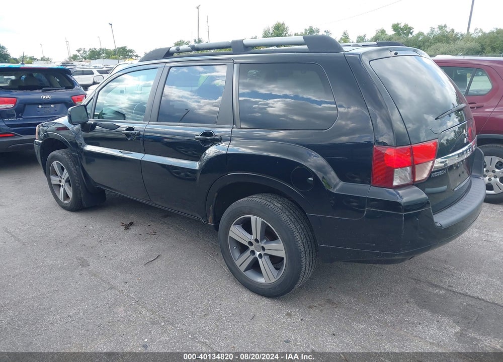 2011 MITSUBISHI ENDEAVOR VIN: 4A4JN3AS2BE015847