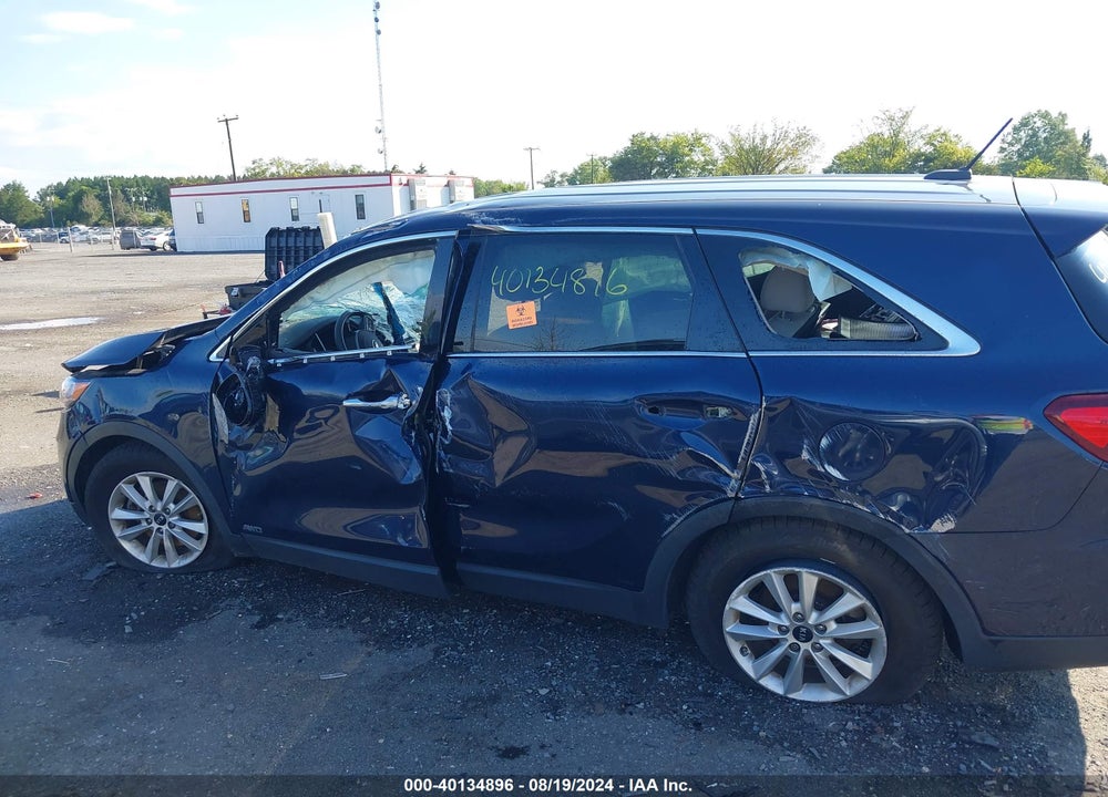 2019 KIA SORENTO 3.3L LX VIN: 5XYPGDA59KG498871