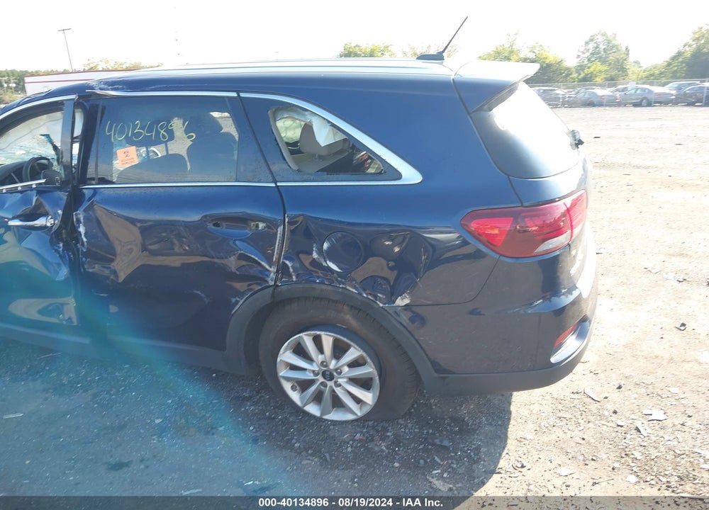 2019 KIA SORENTO 3.3L LX VIN: 5XYPGDA59KG498871