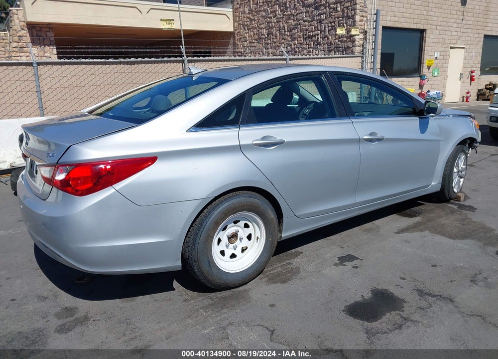 2013 HYUNDAI SONATA GLS VIN: 5NPEB4AC2DH715791