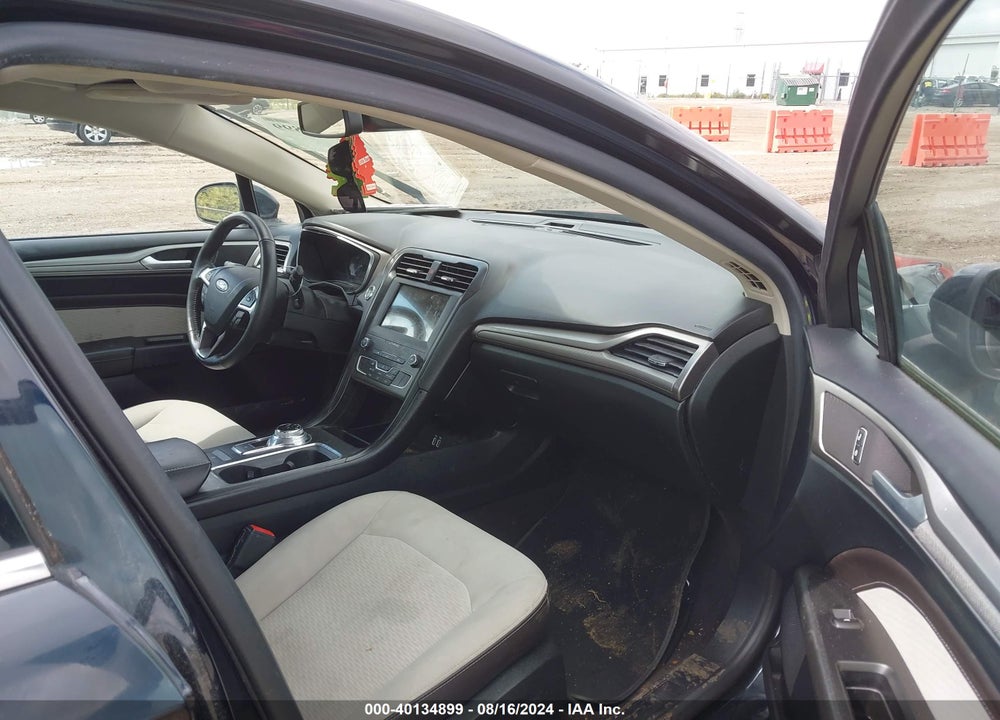 2020 FORD FUSION SE VIN: 3FA6P0HD7LR259690