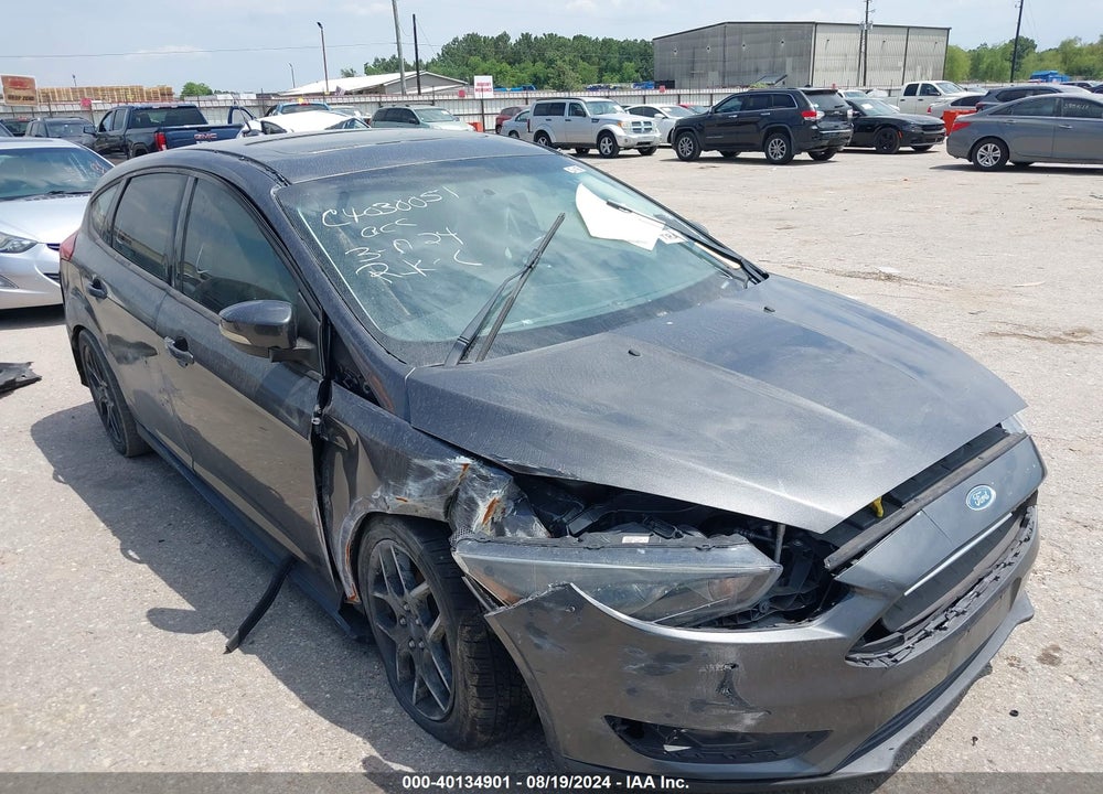 2016 FORD FOCUS SE VIN: 1FADP3K25GL395031