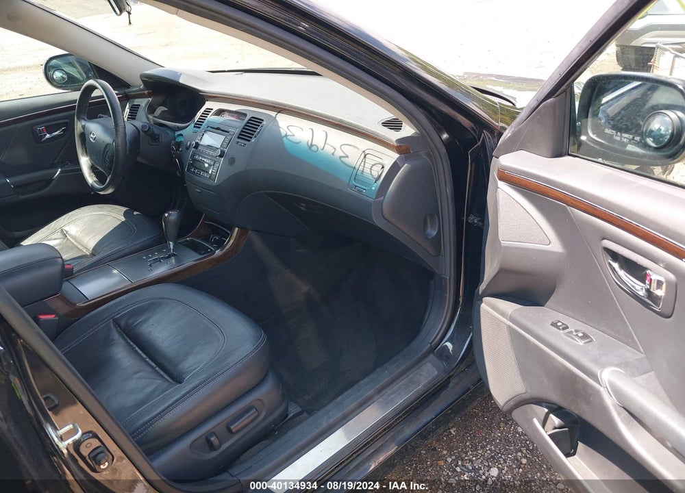 2011 HYUNDAI AZERA GLS VIN: KMHFC4DD5BA535436