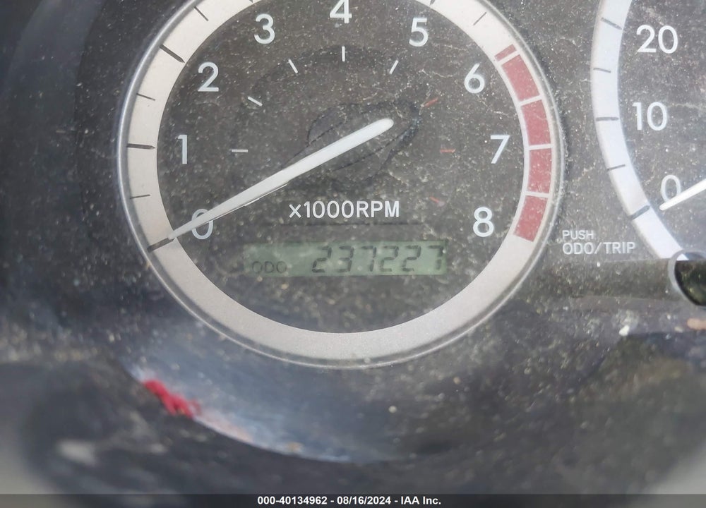 2004 TOYOTA SIENNA XLE VIN: 5TDZA22C04S144948