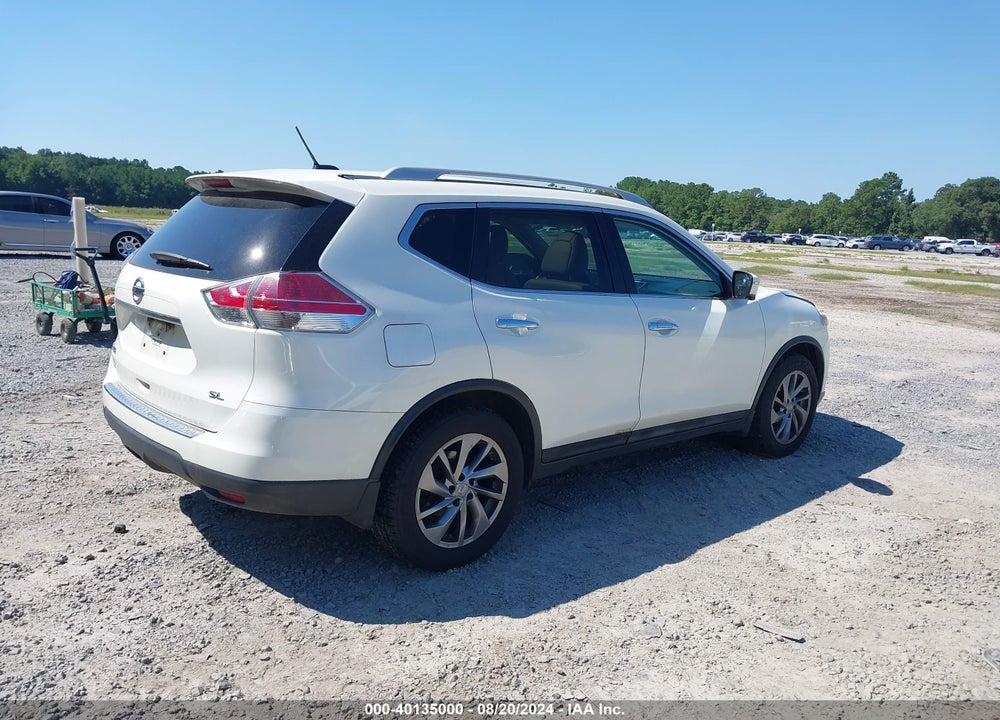 2015 NISSAN ROGUE SL VIN: 5N1AT2MT8FC896076