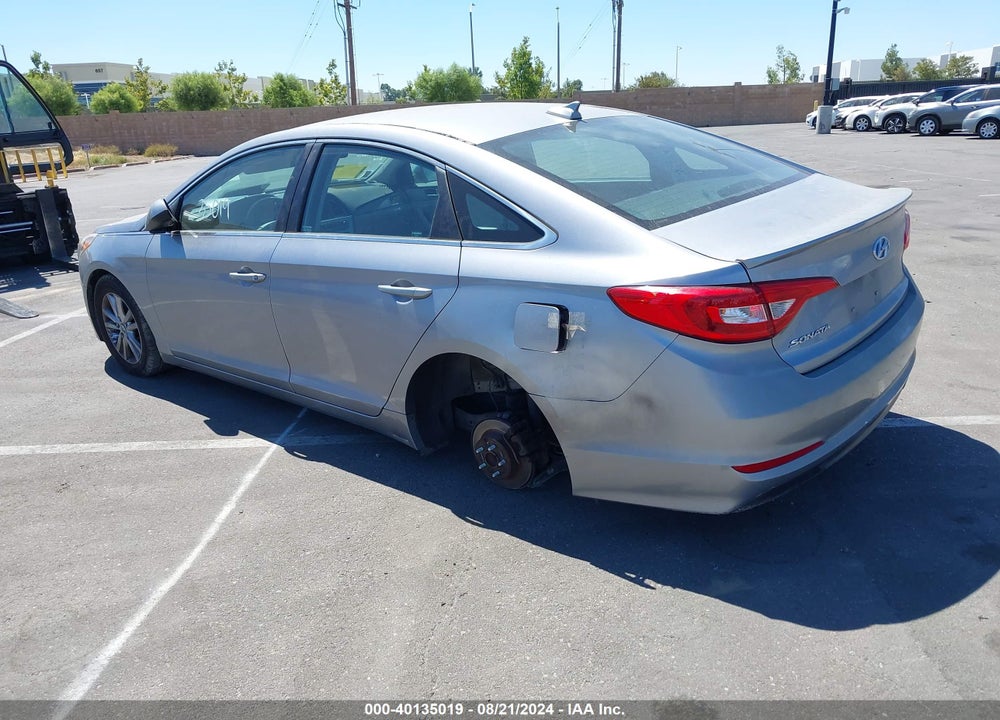 2016 HYUNDAI SONATA SE VIN: 5NPE24AF3GH326186