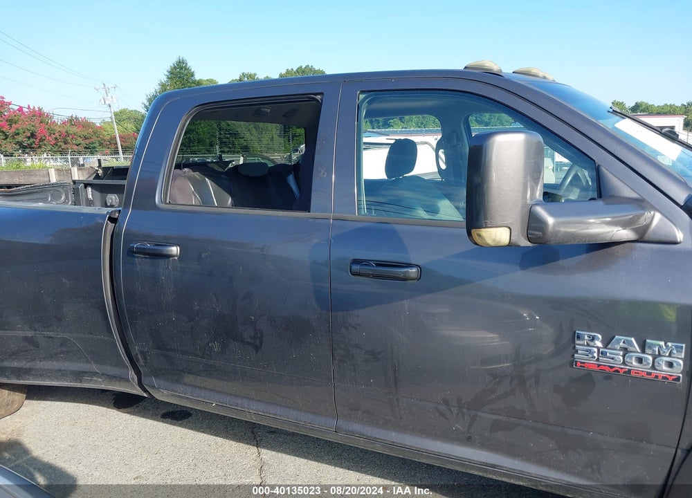 2015 RAM 3500 TRADESMAN VIN: 3C63RRGL9FG575264