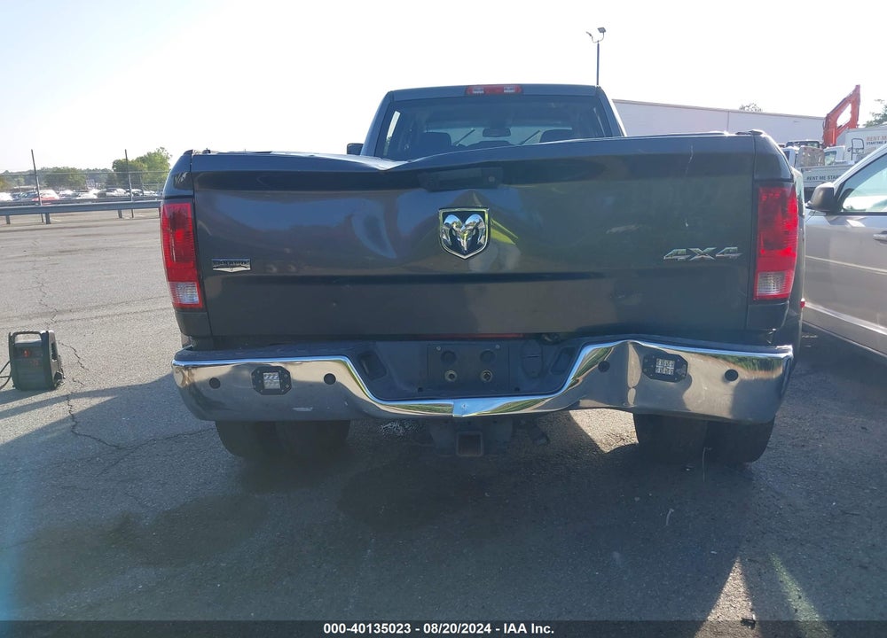 2015 RAM 3500 TRADESMAN VIN: 3C63RRGL9FG575264