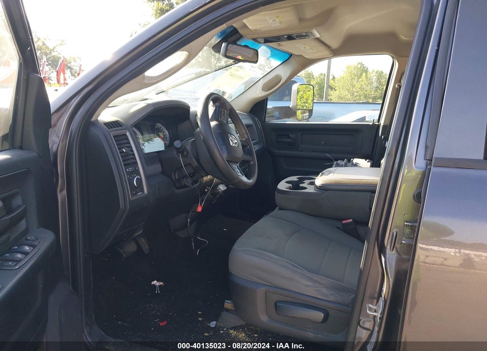 2015 RAM 3500 TRADESMAN VIN: 3C63RRGL9FG575264